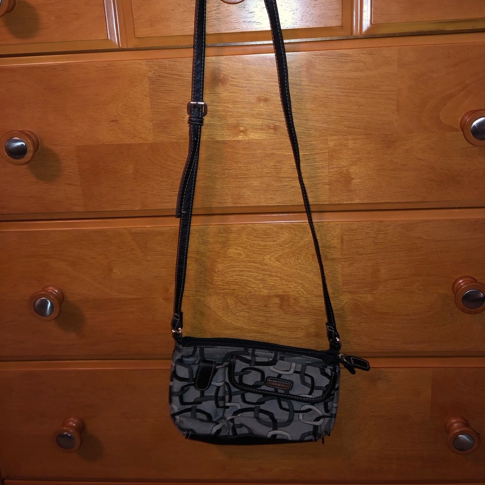 A cross body purse